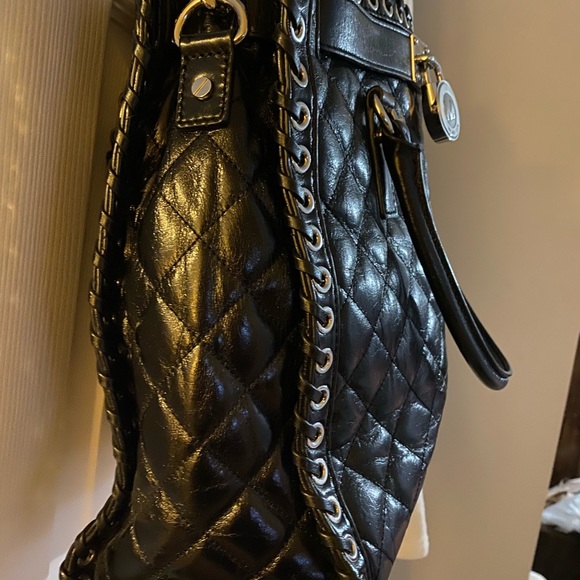 Michael Kors Large Hamilton Bag - Picture 5 of 8